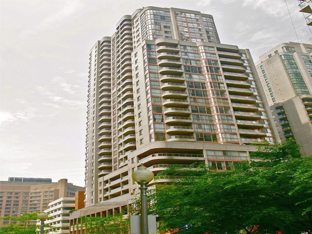 Canada Suites On Bay, Established 1998 Toronto Exteriér fotografie